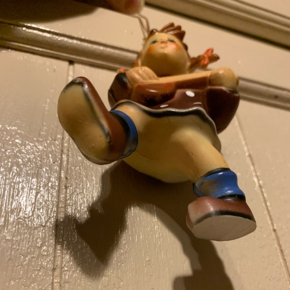 Vintage Kurt S. Adler Banjo/Mandolin Playing Girl  Christmas ornament - Picture 3 of 5